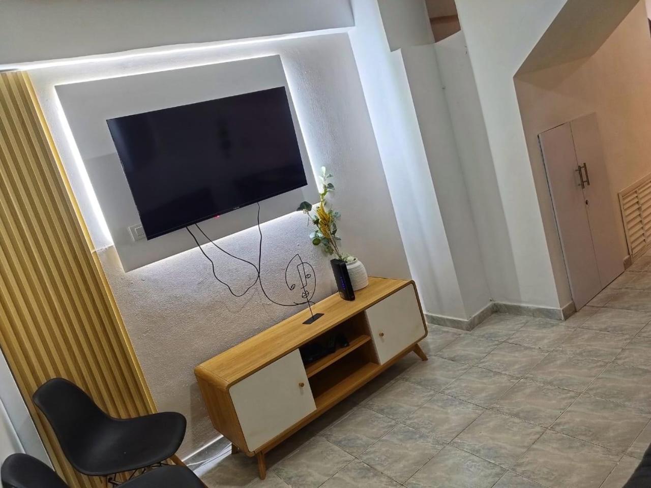 Apto Edificio Frente Al Mar, Marbella Apartamento *